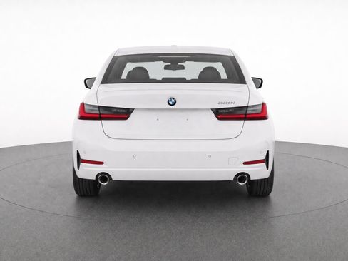 Used 2024 BMW 330i Sedan w/ Premium Package RWD image 4