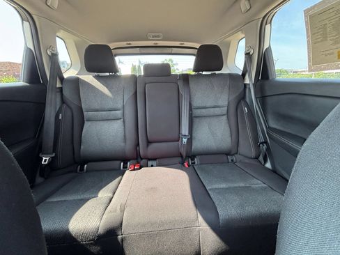 Used 2024 Nissan Rogue SV FWD image 37