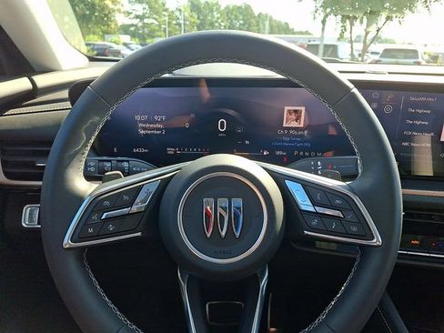 Used 2025 Buick Envision Sport Touring AWD/4WD image 20