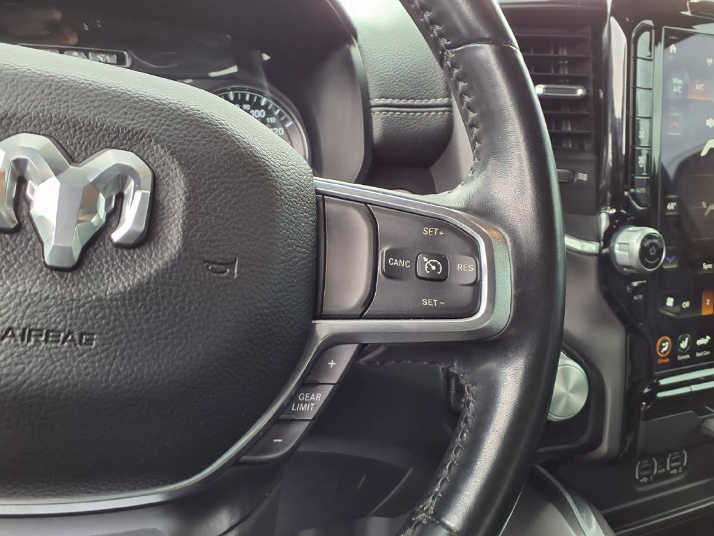 Used 2021 RAM 1500 Laramie w/ Sport Appearance Package AWD/4WD image 10