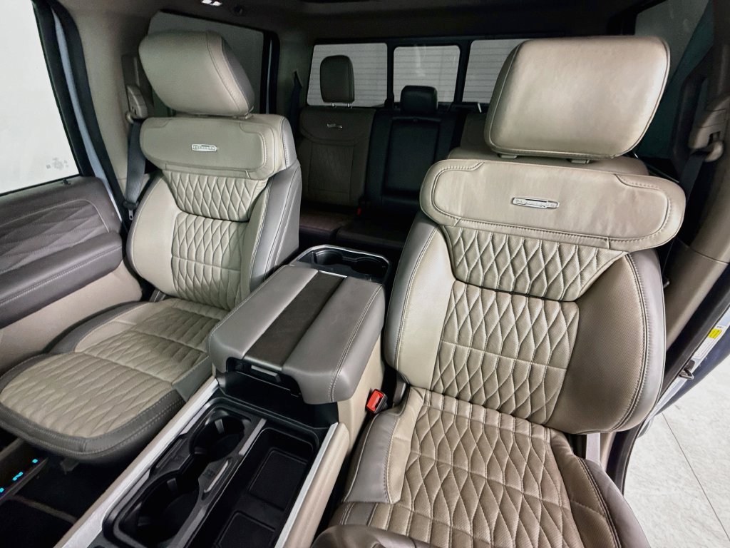 Used 2025 Ford F450 Platinum w/ Platinum Plus Package AWD/4WD image 11