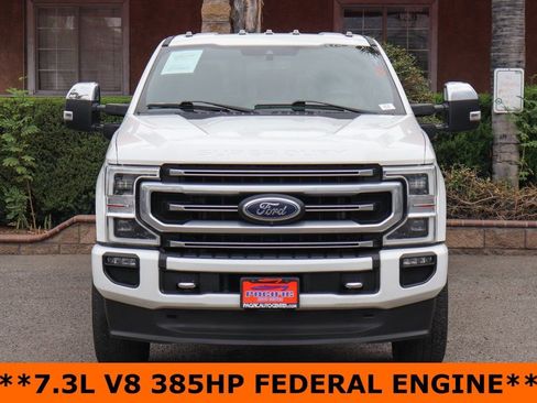 Used 2022 Ford F250 Platinum w/ FX4 Off-Road Package image 3