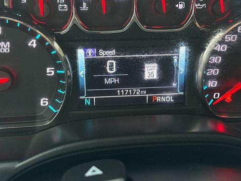 Used 2018 Chevrolet Silverado 1500 High Country AWD/4WD image 27