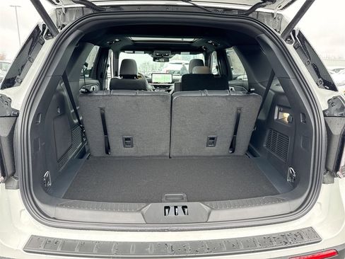 New 2026 Ford Explorer ST-Line w/ ST-Line Street Pack image 25