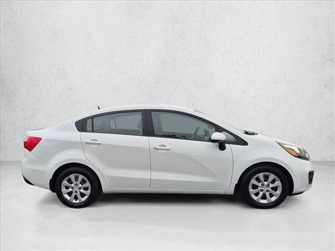 Used 2012 Kia Rio LX FWD image 5