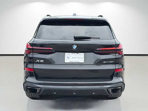 Used 2024 BMW X5 sDrive40i w/ M Sport Package RWD image 4