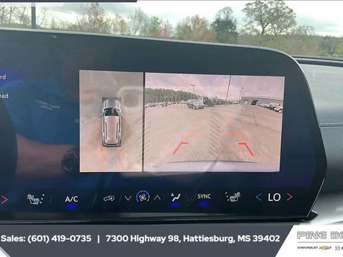 New 2026 Chevrolet Traverse LT w/ Driver Confidence Package image 15