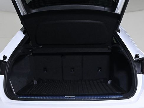 Used 2025 Audi Q3 2.0T Premium w/ Convenience Package image 24