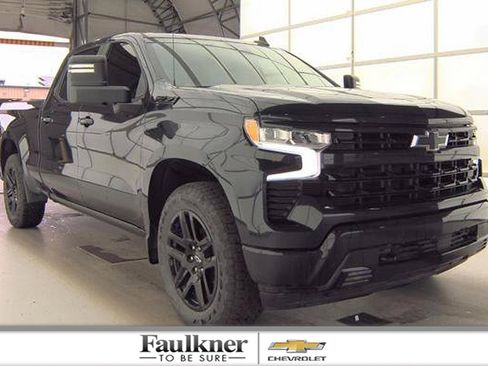 Used 2024 Chevrolet Silverado 1500 RST AWD/4WD image 1