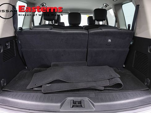 Used 2023 Nissan Armada SV AWD/4WD image 9
