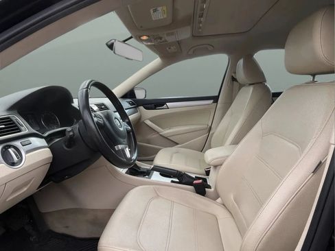 Used 2013 Volkswagen Passat 2.5 SE FWD image 7