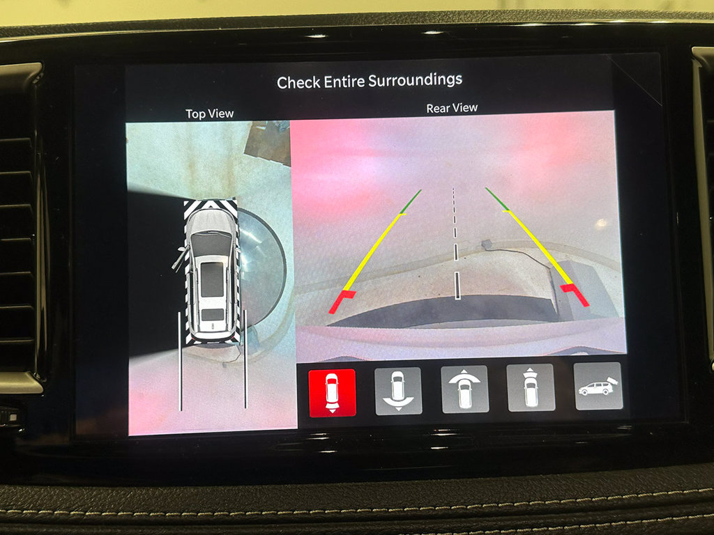 Used 2025 Chrysler Pacifica Select FWD image 29