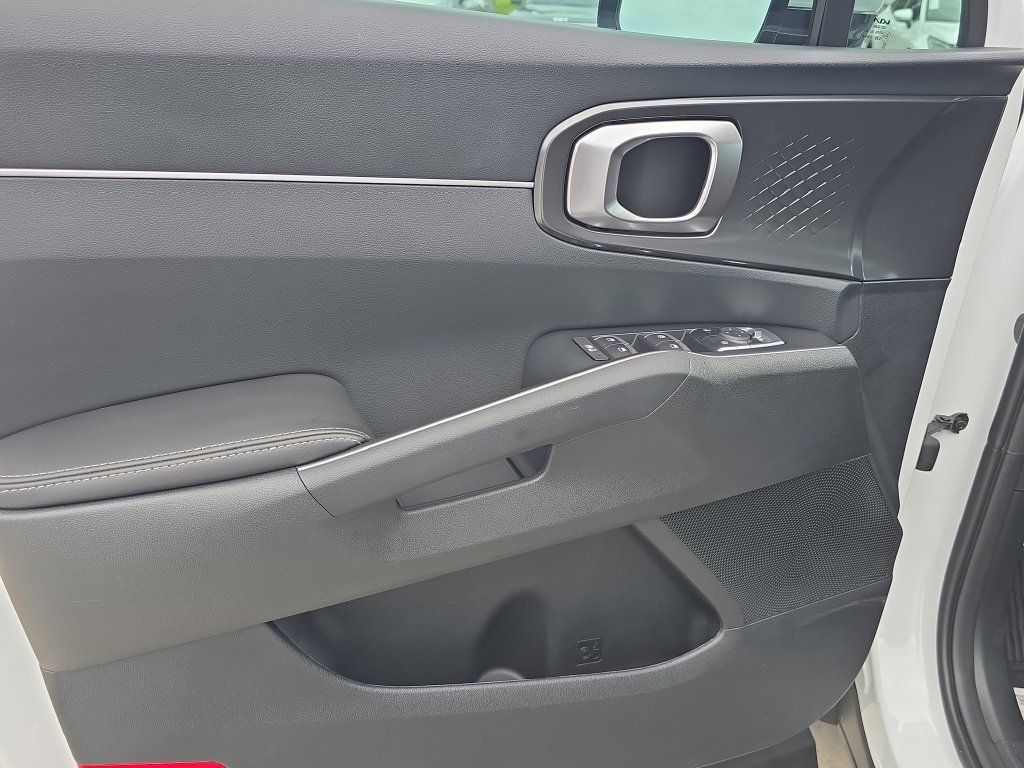 New 2026 Kia Sorento S AWD/4WD image 17