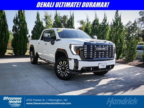Used 2025 GMC Sierra 2500 Denali Ultimate image 1