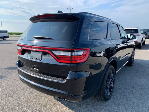Used 2023 Dodge Durango R/T w/ Blacktop Package AWD/4WD image 9