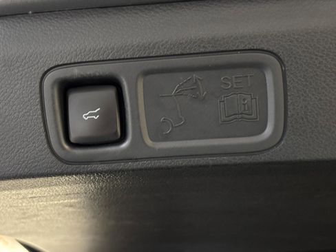 Used 2022 Ford Expedition Max XLT AWD/4WD image 31