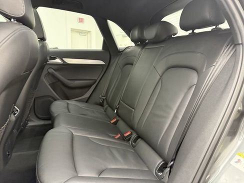 Used 2018 Audi Q3 2.0T Premium image 22