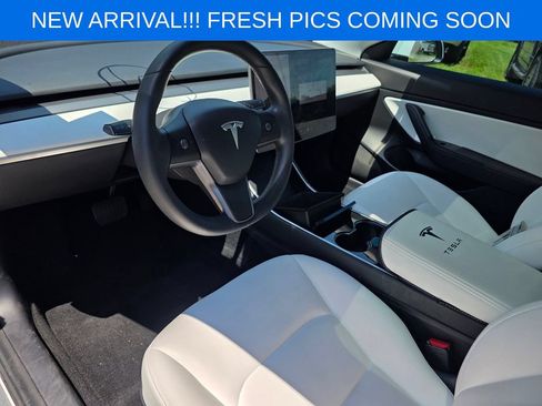 Used 2020 Tesla Model 3 Long Range AWD/4WD image 8