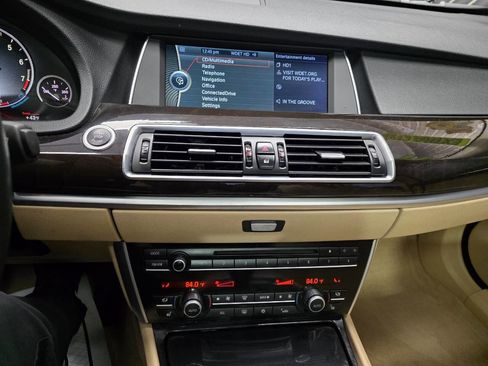 Used 2011 BMW 535i Gran Turismo image 22