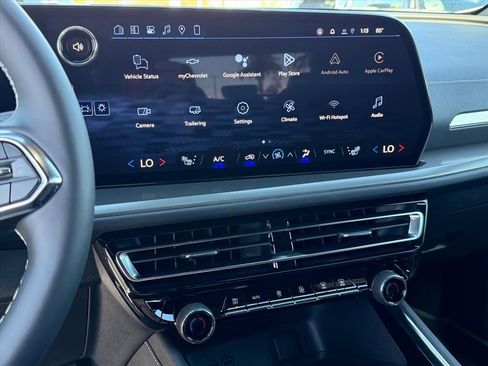 New 2026 Chevrolet Traverse LT w/ Midnight/Sport Edition image 11