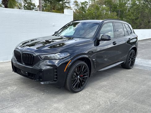 New 2026 BMW X5 xDrive40i w/ M Sport Package image 3