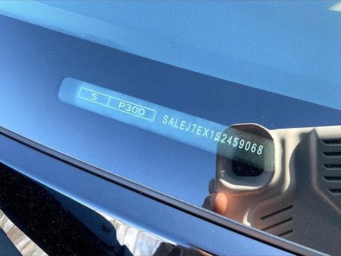 Certified 2025 Land Rover Defender 110 S image 24