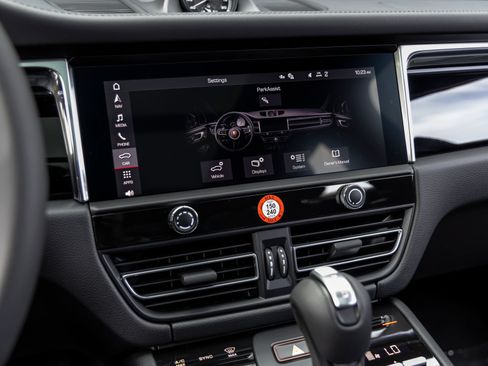 New 2026 Porsche Macan S AWD/4WD image 35