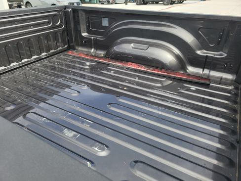 Used 2024 RAM 3500 Tradesman w/ Chrome Appearance Group AWD/4WD image 6