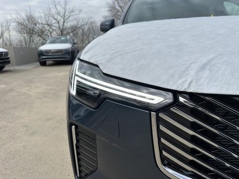 New 2026 Volvo XC90 B6 Core image 10