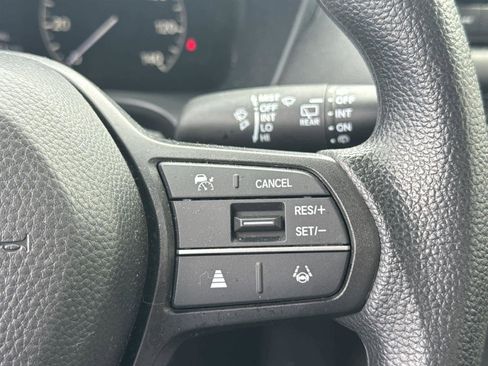 Used 2025 Honda HR-V LX image 21