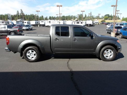 Used 2007 Nissan Frontier SE w/ Power Pkg AWD/4WD image 6