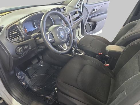 Used 2023 Jeep Renegade Altitude w/ Sun/Sound Group AWD/4WD image 19