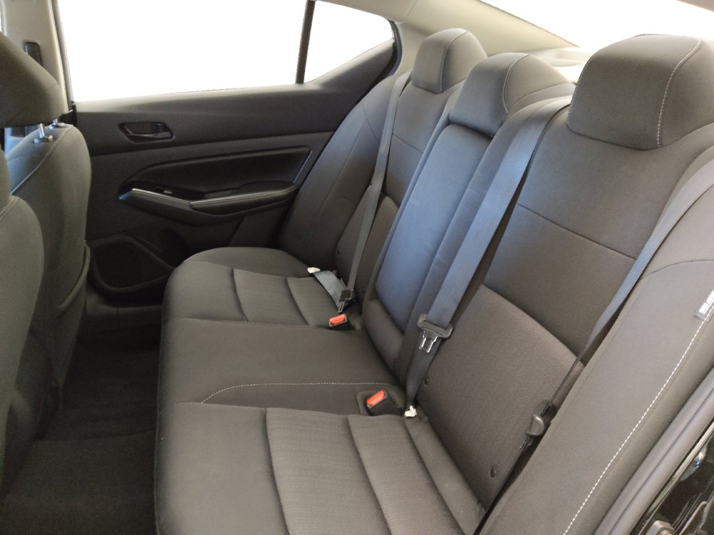 Used 2023 Nissan Altima 2.5 SV FWD image 18