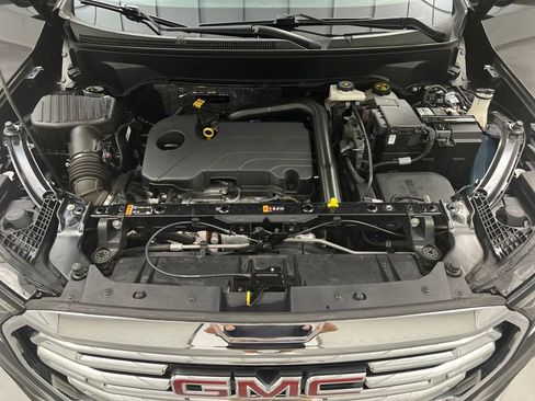 Used 2024 GMC Terrain SLT image 66