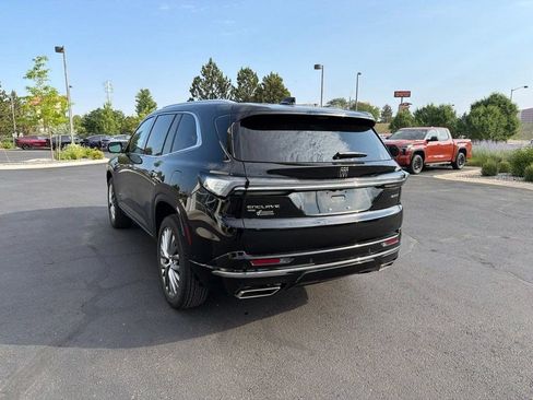 Used 2026 Buick Enclave Avenir w/ Super Cruise Package AWD/4WD image 3
