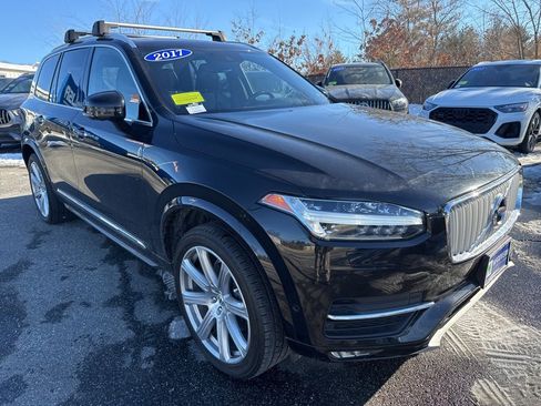 Used 2017 Volvo XC90 T6 Inscription w/ Vision Package image 4