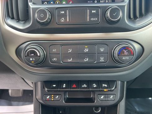 Used 2019 Chevrolet Colorado Z71 image 28