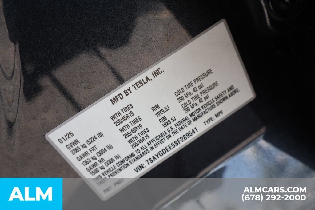 Used 2025 Tesla Model Y Long Range AWD/4WD image 39