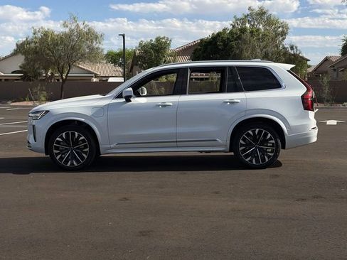 New 2026 Volvo XC90 T8 Plus w/ Protection Package AWD/4WD image 10