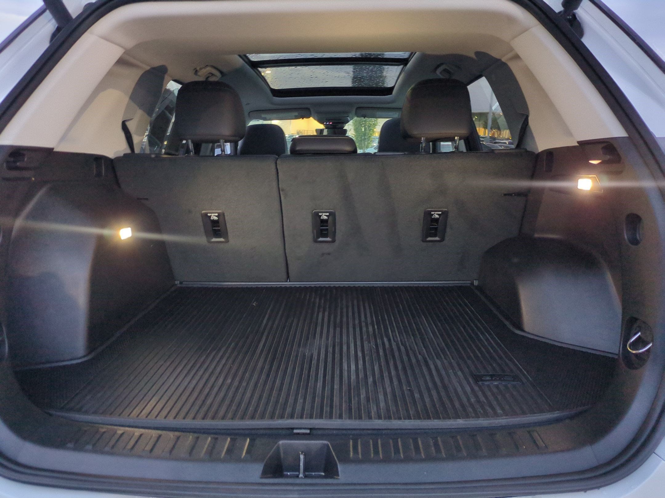 Used 2026 GMC Terrain Denali w/ LPO, Floor Liner Package AWD/4WD image 32