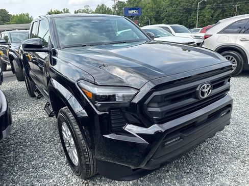 Used 2026 Toyota Tacoma SR5 RWD image 2