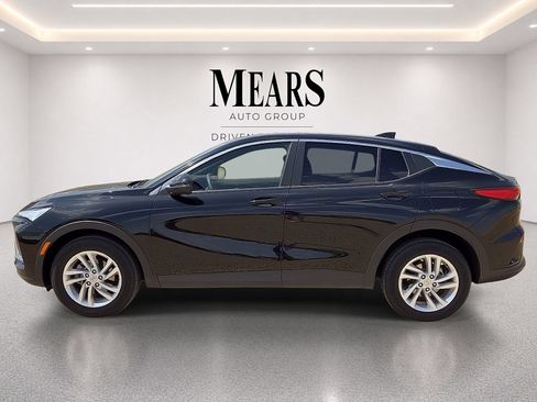 Used 2026 Buick Envista Preferred FWD image 2