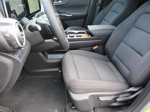 New 2026 Chevrolet Equinox LT image 15