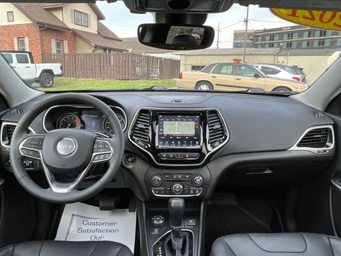 Used 2021 Jeep Cherokee Limited w/ Elite Package image 12