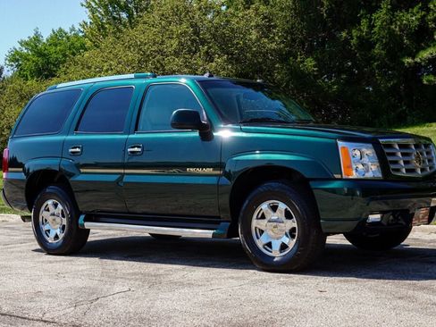 Used 2003 Cadillac Escalade AWD image 4