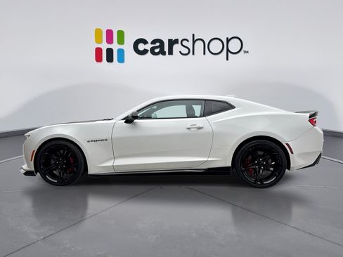 Used 2018 Chevrolet Camaro SS RWD image 2