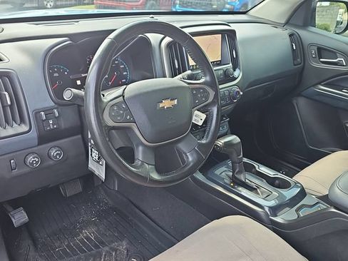 Used 2021 Chevrolet Colorado Z71 w/ Safety Package AWD/4WD image 11