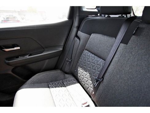 New 2026 Nissan Kicks SV image 11