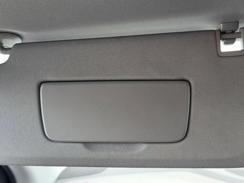 Used 2025 Chevrolet Blazer LT AWD/4WD image 24