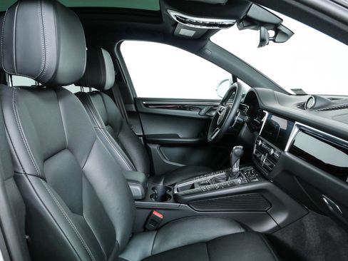 Certified 2021 Porsche Macan S AWD/4WD image 25